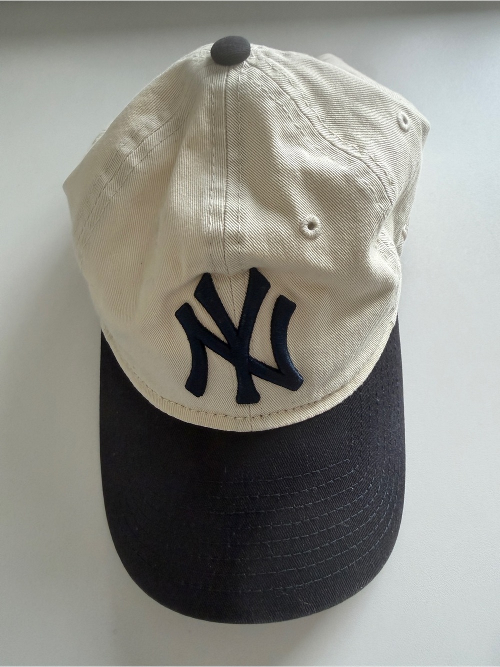 New Era New York Yankees Cream Crown with Navy Brim Cap